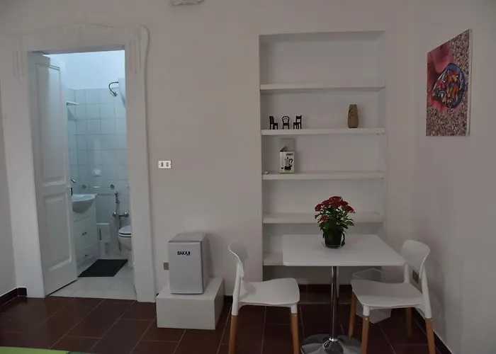 Stella Double Bedroom Lecce